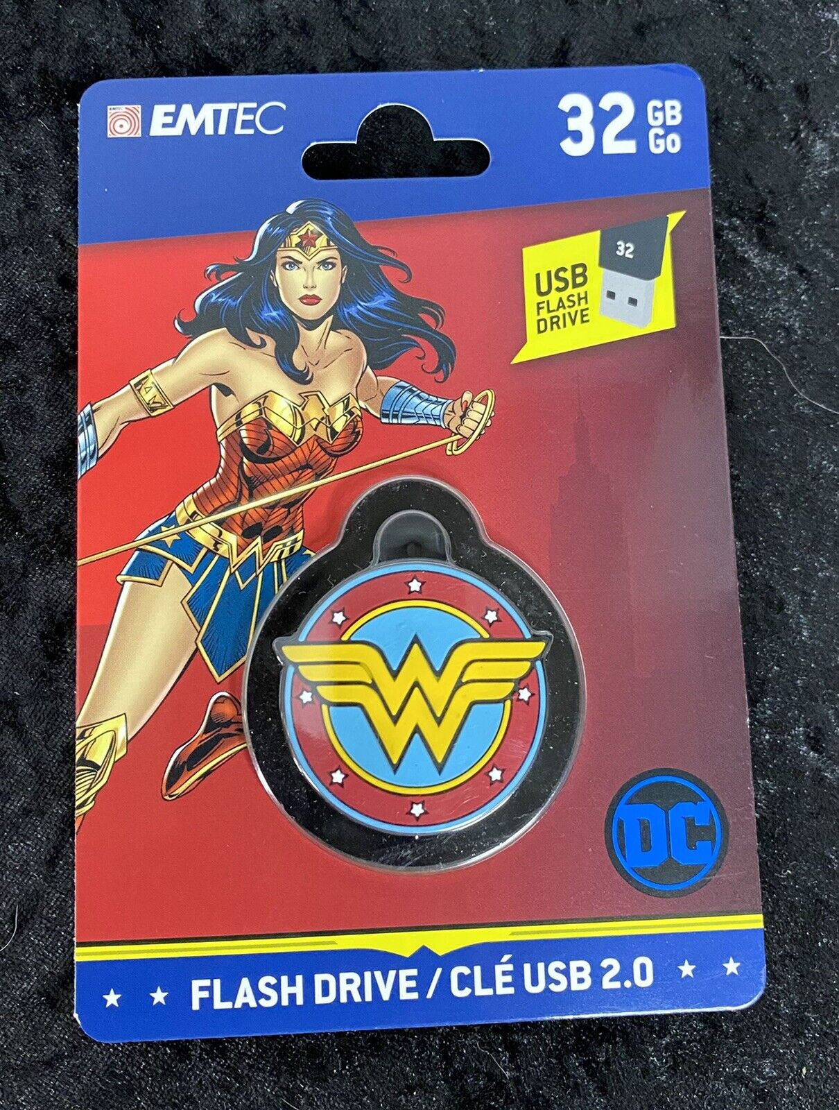 New Emtec DC Comics Wonder Woman 32GB 2.0 USB Flash Drive 