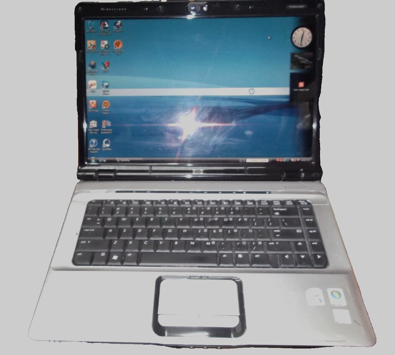 HP Pavilion DV6000 Entertainment Laptop Windows Vista Home Premium Free SD Card