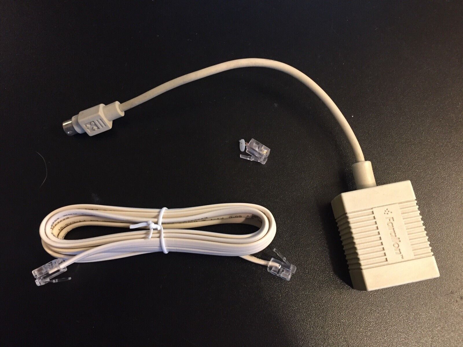 Farallon PhoneNet LocalTalk Adapter Kit Apple Macintosh AppleTalk Network Box