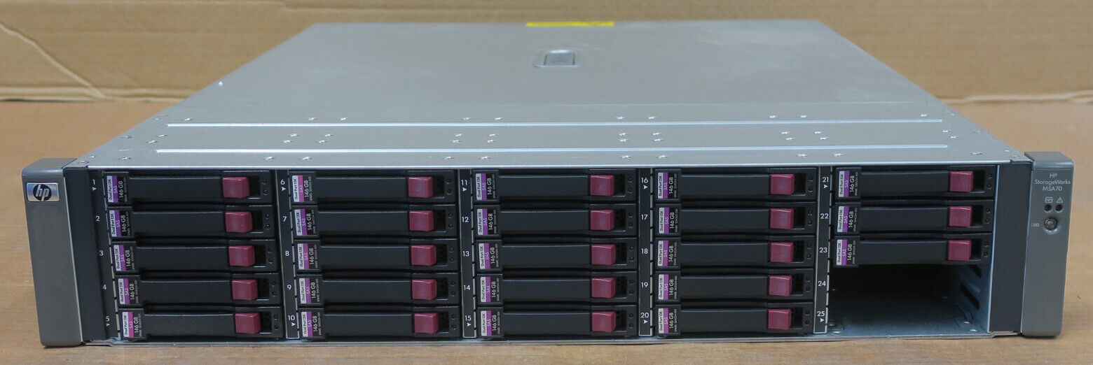 HP Storageworks MSA70 Modular Smart Array 418800-B21 23x 146GB 15K HDD 2x PSU