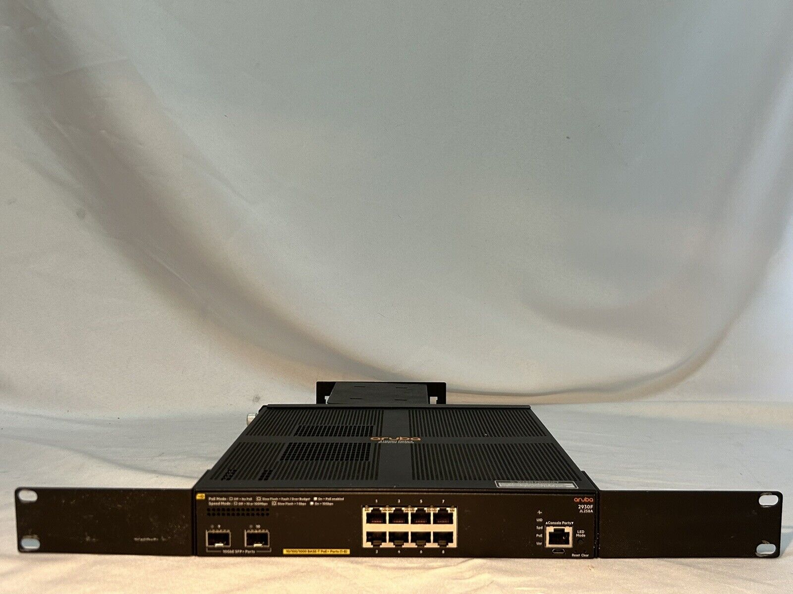 HPE JL258A Aruba 2930F 8G PoE+ 2x10GSFP+ Ethernet Switch No PWRsupply w/19”mount