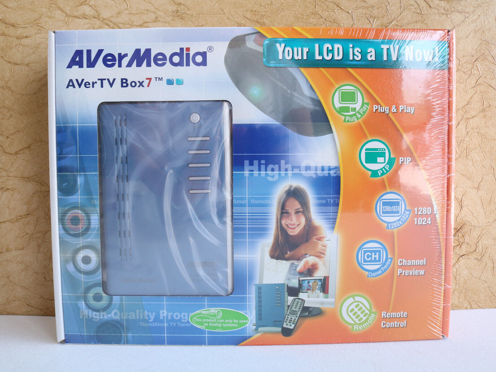 AverMedia AVerTV Box7 TV Tuner Box Live 1280x1024 P-scan Plug-N-Play Remote NEW