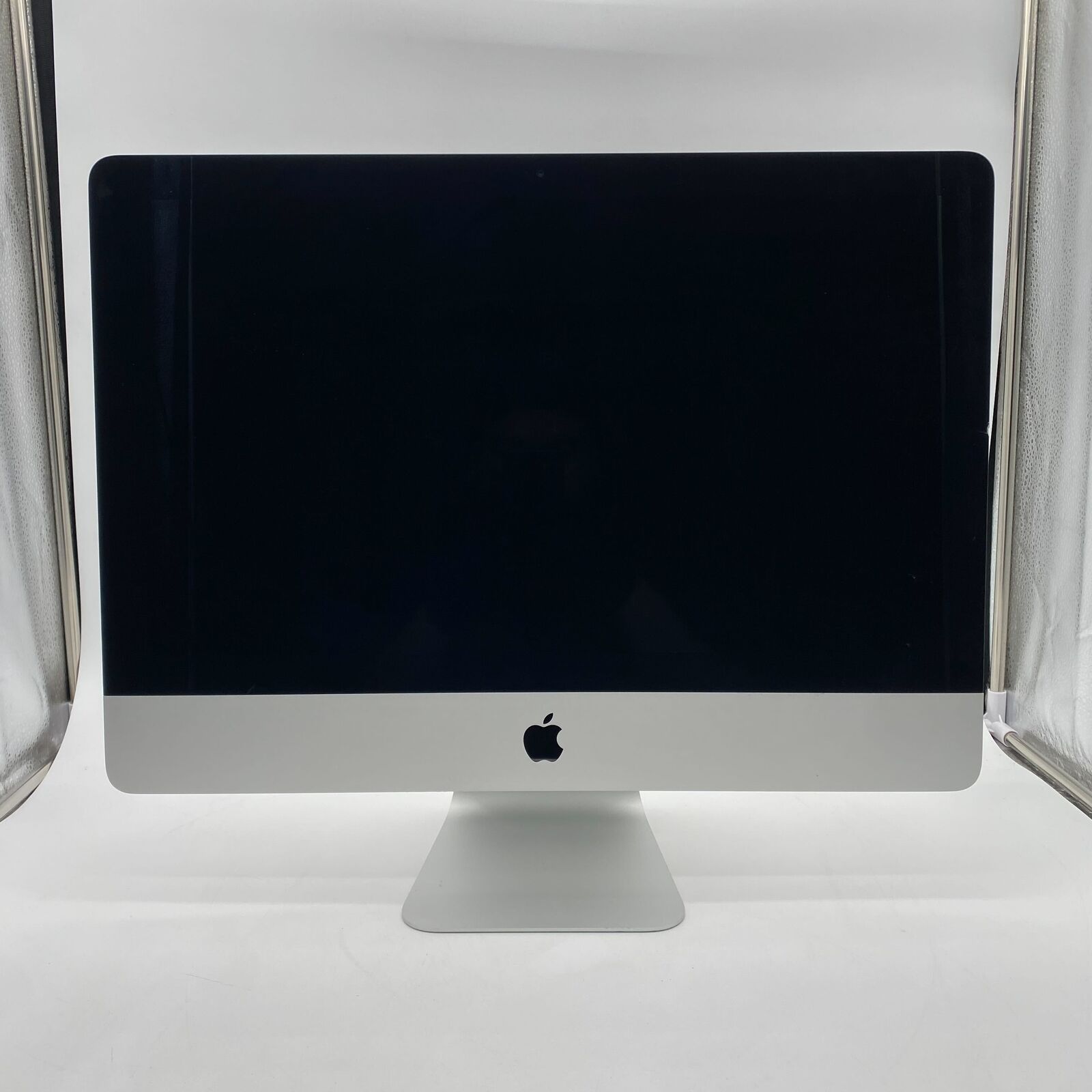 Apple iMac 2019 MRT42LL/A 21.5\
