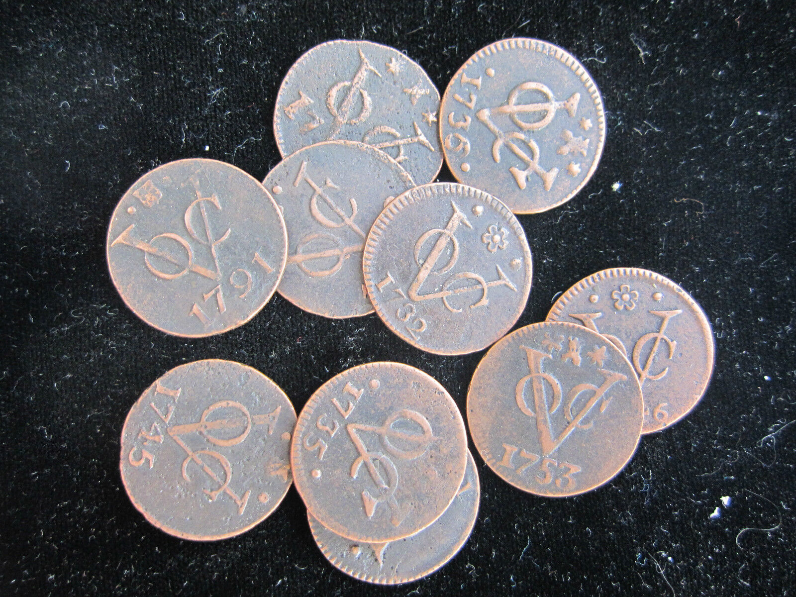 1 - PREMIUM Coin 1st New York Penny Dutch Duit Copper East Indies 1,700\'s A.D.