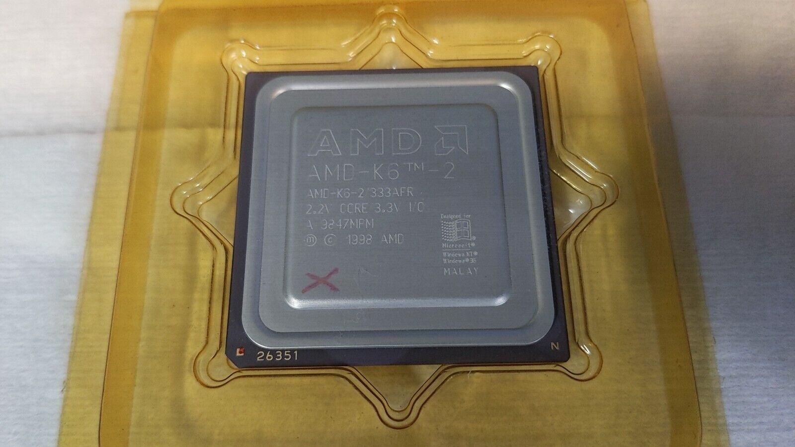 AMD-K6-2 333AFR K6-2 333AFR 333mhz Socket 7 CPU  GOLD