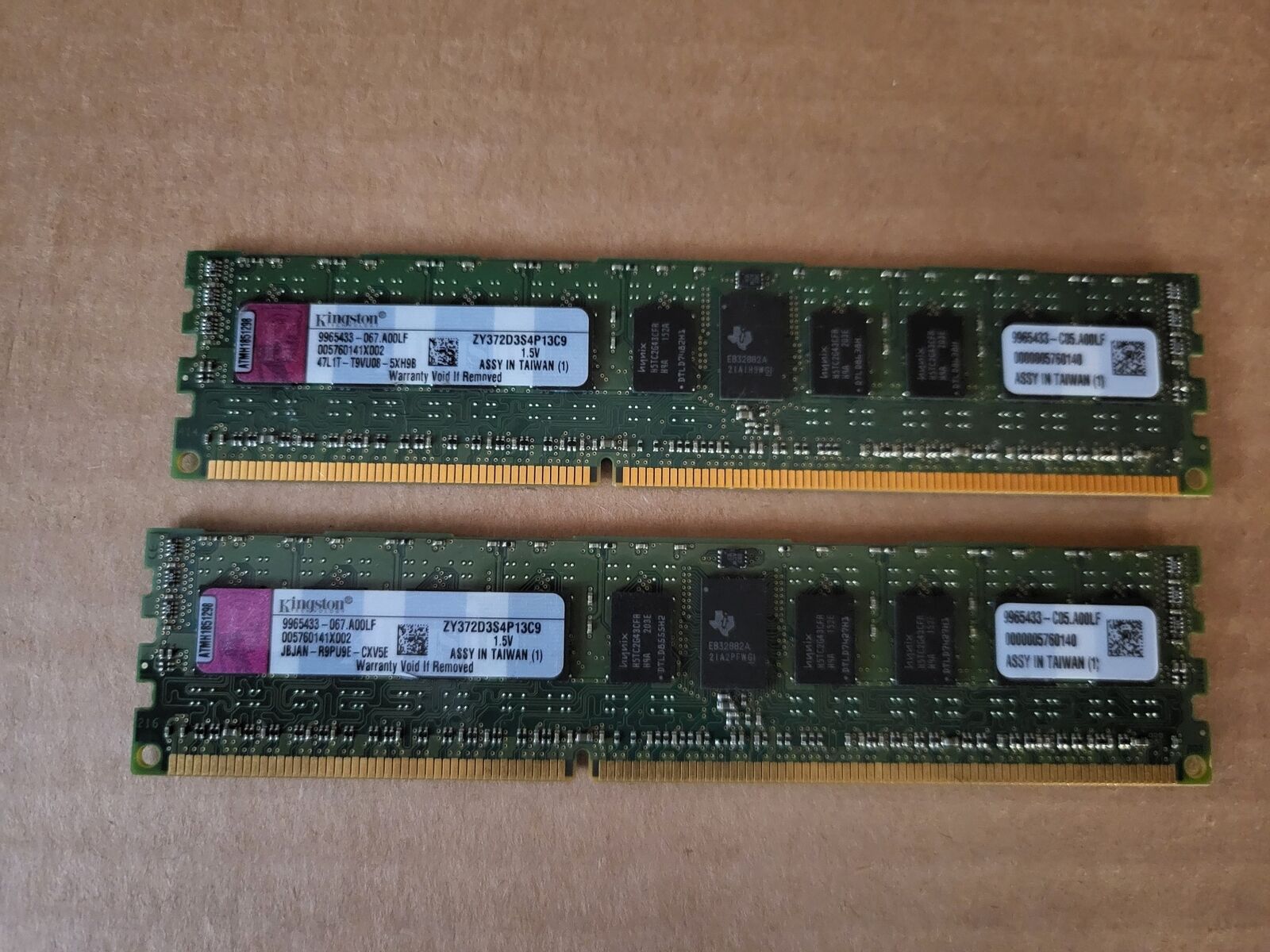 KINGSTON ZY372D3S4P13C9 8GB PC3-10600 DDR3-1333MHZ 240-PIN SERVER MEMORY B6-1(3)