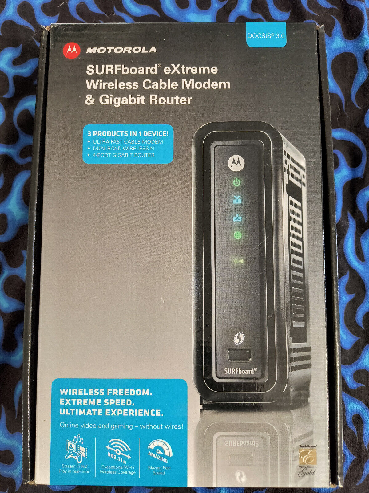 Motorola SBG6580-G228 SURFboard Black 4 LAN3.0 Wi-Fi Modem/Router   PIN