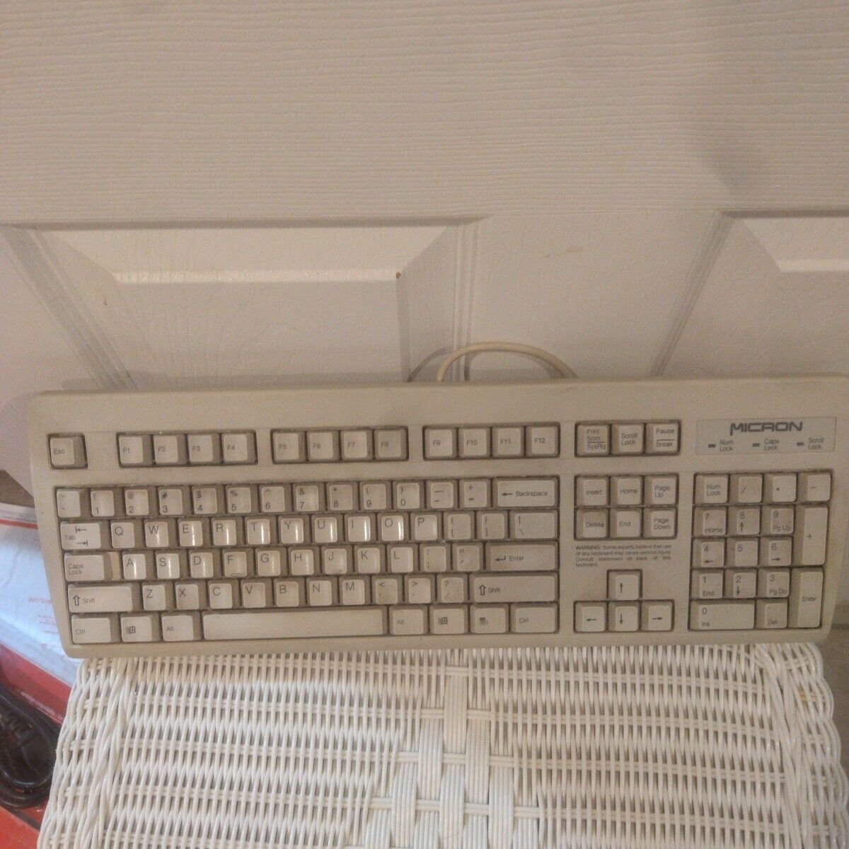 Micron NMB Technologies PC Keyboard Vintage Clicky Model RT2258TW