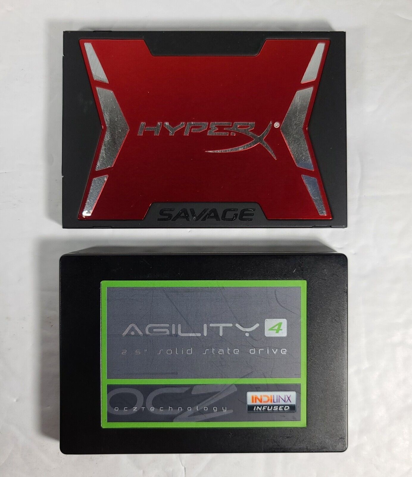 Kingston HyperX SHSS37A 120GB & OCZ Agility 4 SATA III 2.5 SSD AGT4-25SAT3-128G