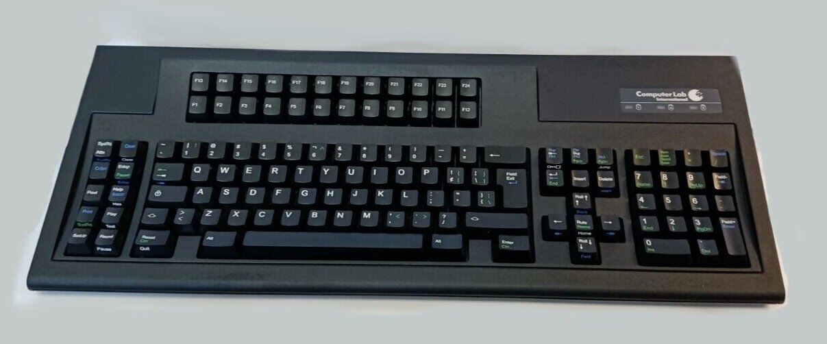 Computer Lab International 122 Key Keyboard PS/2 Great Condition open box