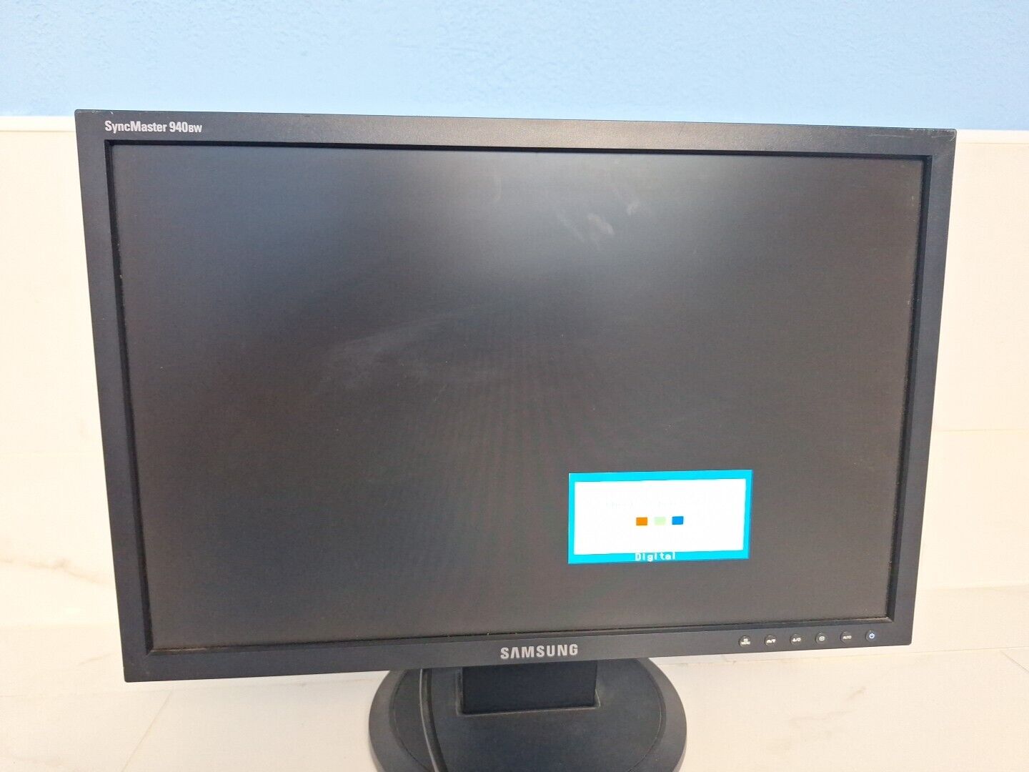 Samsung SyncMaster 940BW LCD Monitor - Perfect Working Condition 