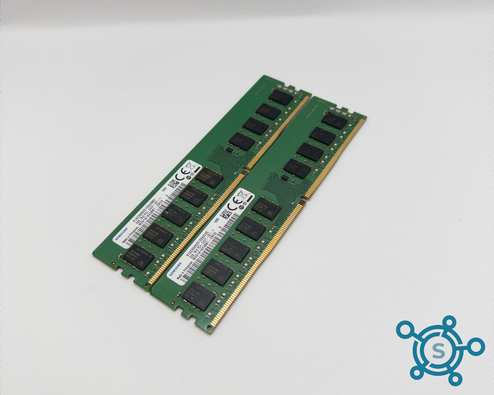 2x LOT SAMSUNG 8GB DDR4 ECC UDUMM 2400MHZ RAM 1RX8 PC4-2400T M391A1K43BB1-CRCQ