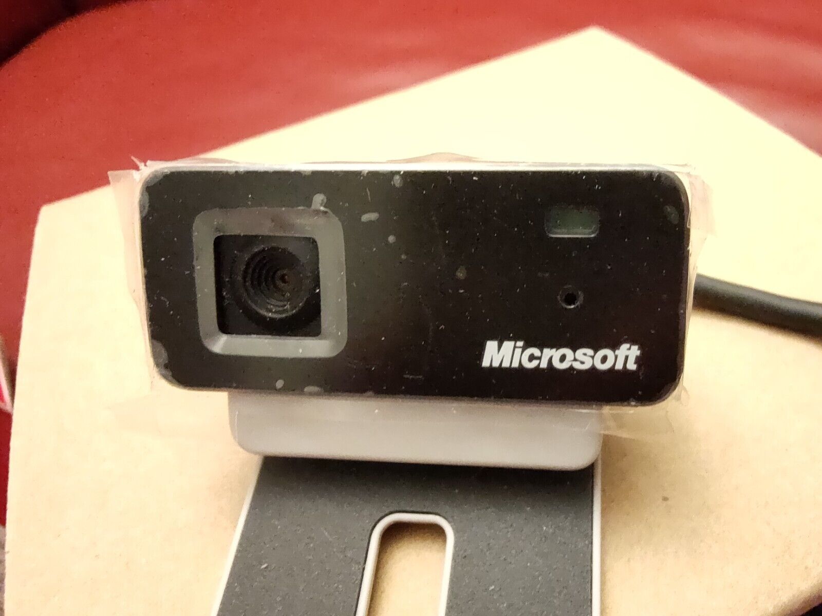 Microsoft Lifecam VX-700 Webcam Built-in Microphone USB VGA Video Vintage Laptop