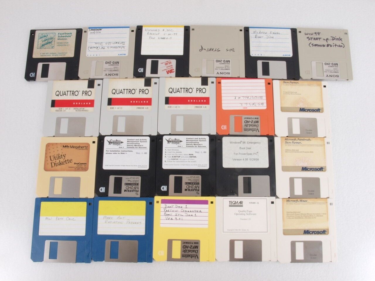 Vintage Computer Software Disks 3.5\
