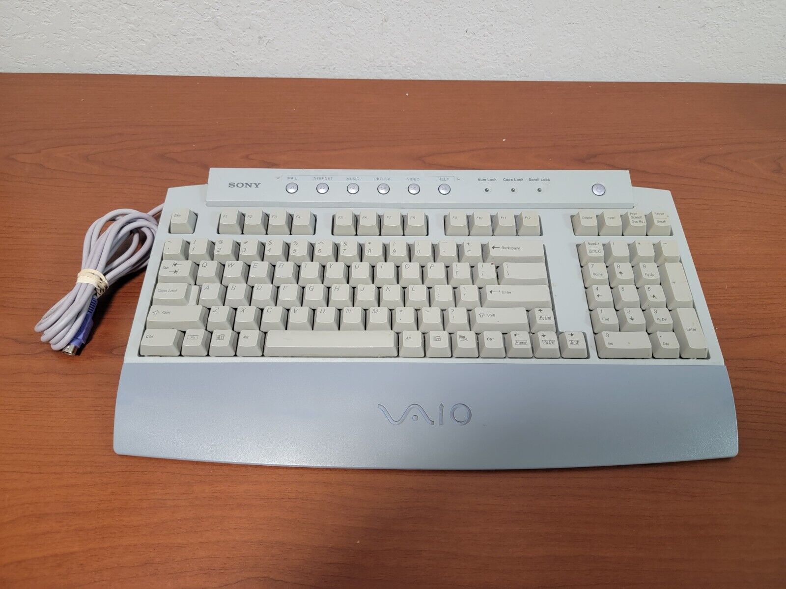 Vintage SONY Vaio PCVA-KB1P/UB PS/2 Keyboard (QWERTY US) - TESTED