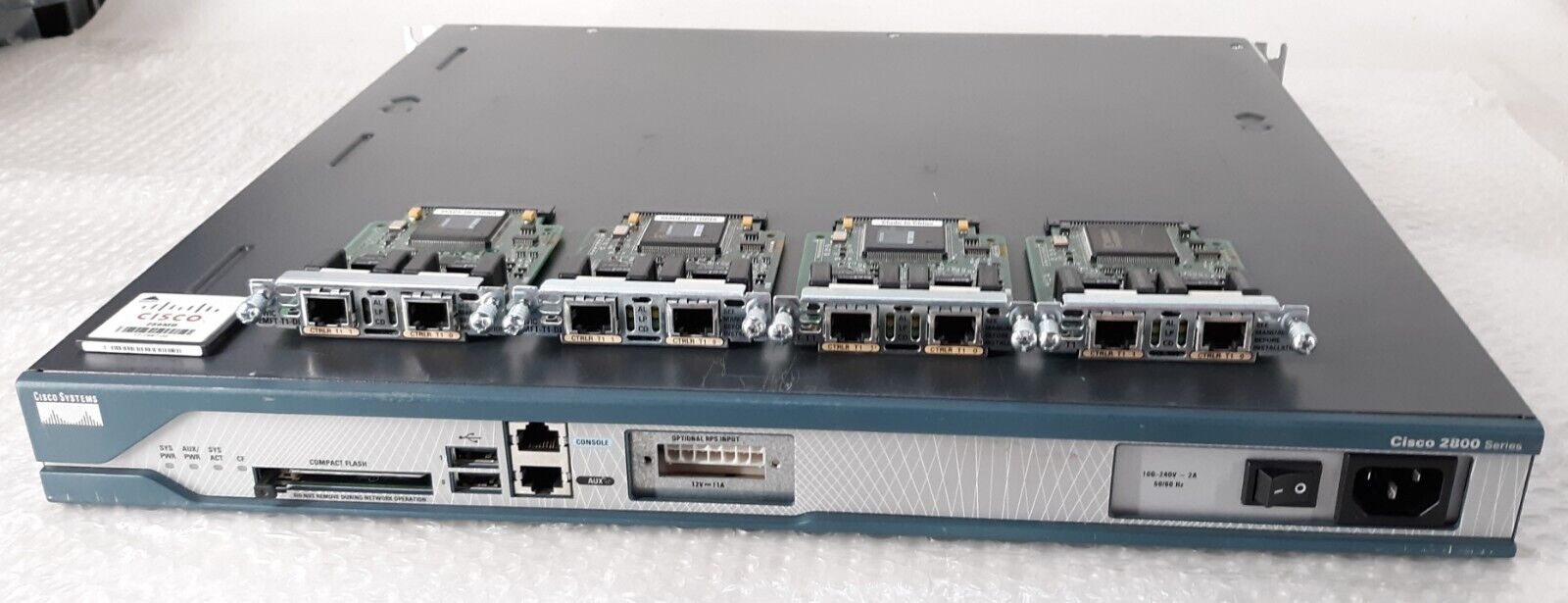 Cisco 2811 V01 Integrated Security Router w/ 2x VWIC 2MFT-T1-D1+2X VWIC 2MFT-T1