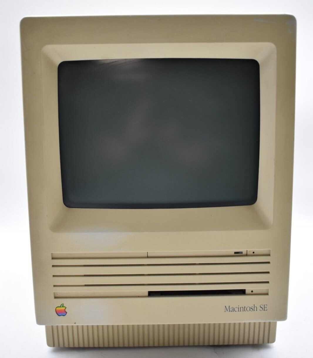 Vintage Rare Apple Macintosh SE Model M5011 Computer *READ