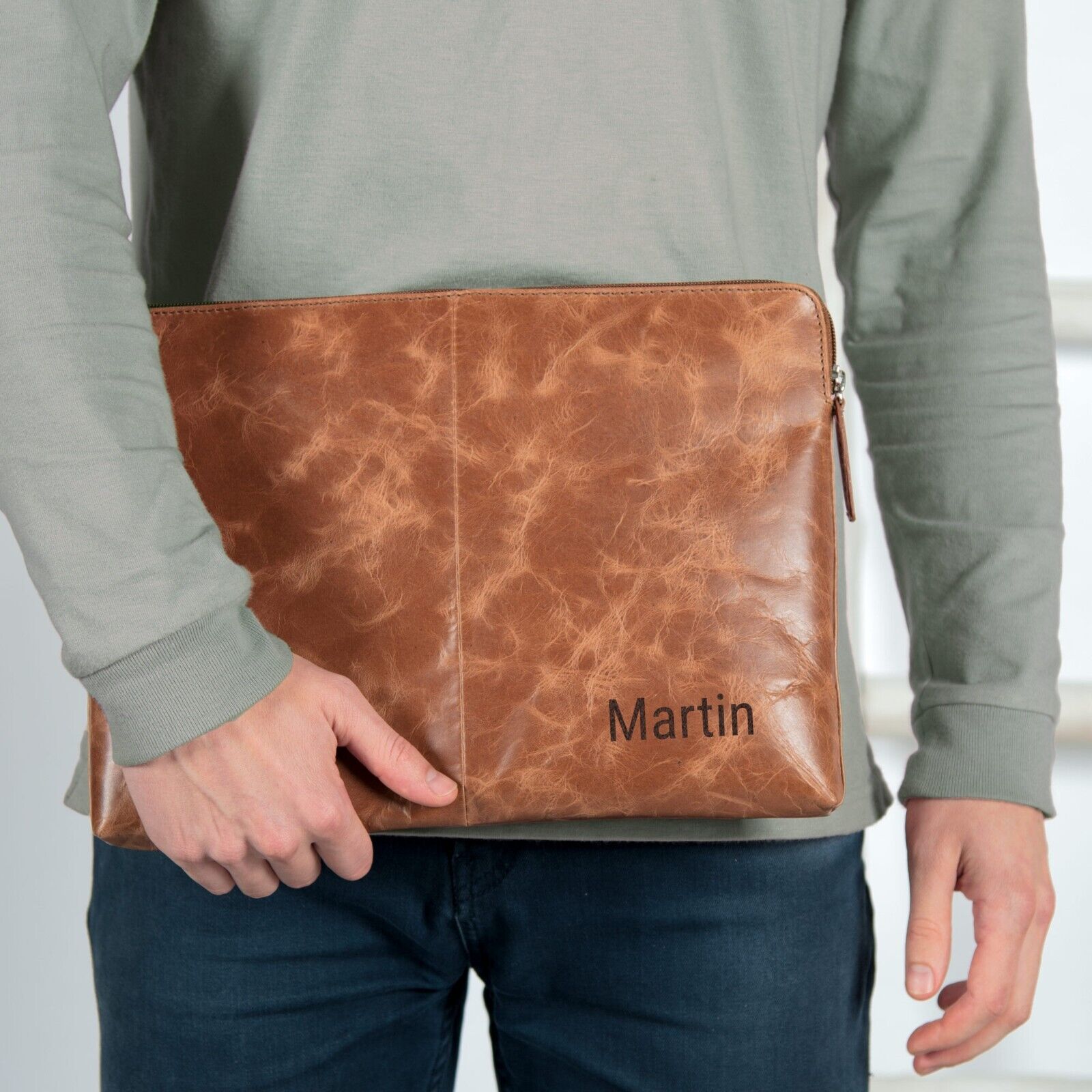 Leather Laptopsleeve with  Name - Brown Personalized Laptopbag Unisex - 15 Inch