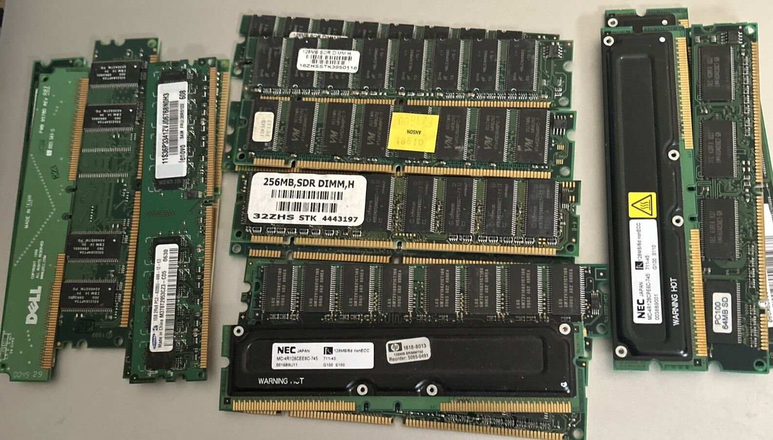 Mixed Lot of 16 old computer memory USED?