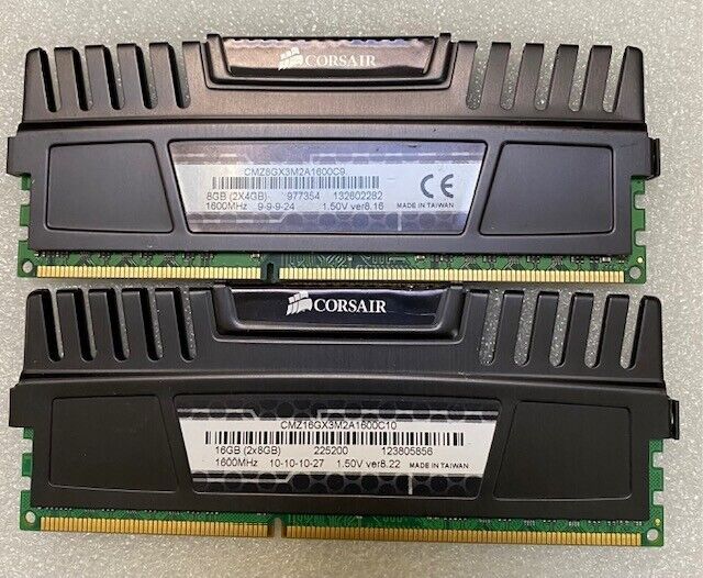 Corsair Vengeance 16GB (2 x 8GB) DDR3 1600Mhz Memory Module