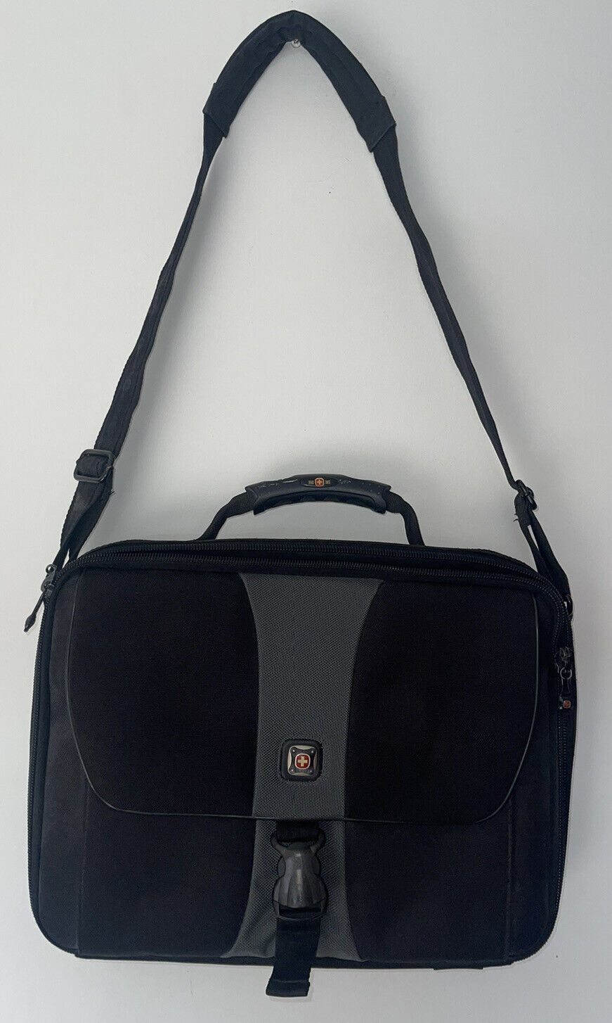 SWISSGEAR by WENGER Laptop Briefcase Bag 16”