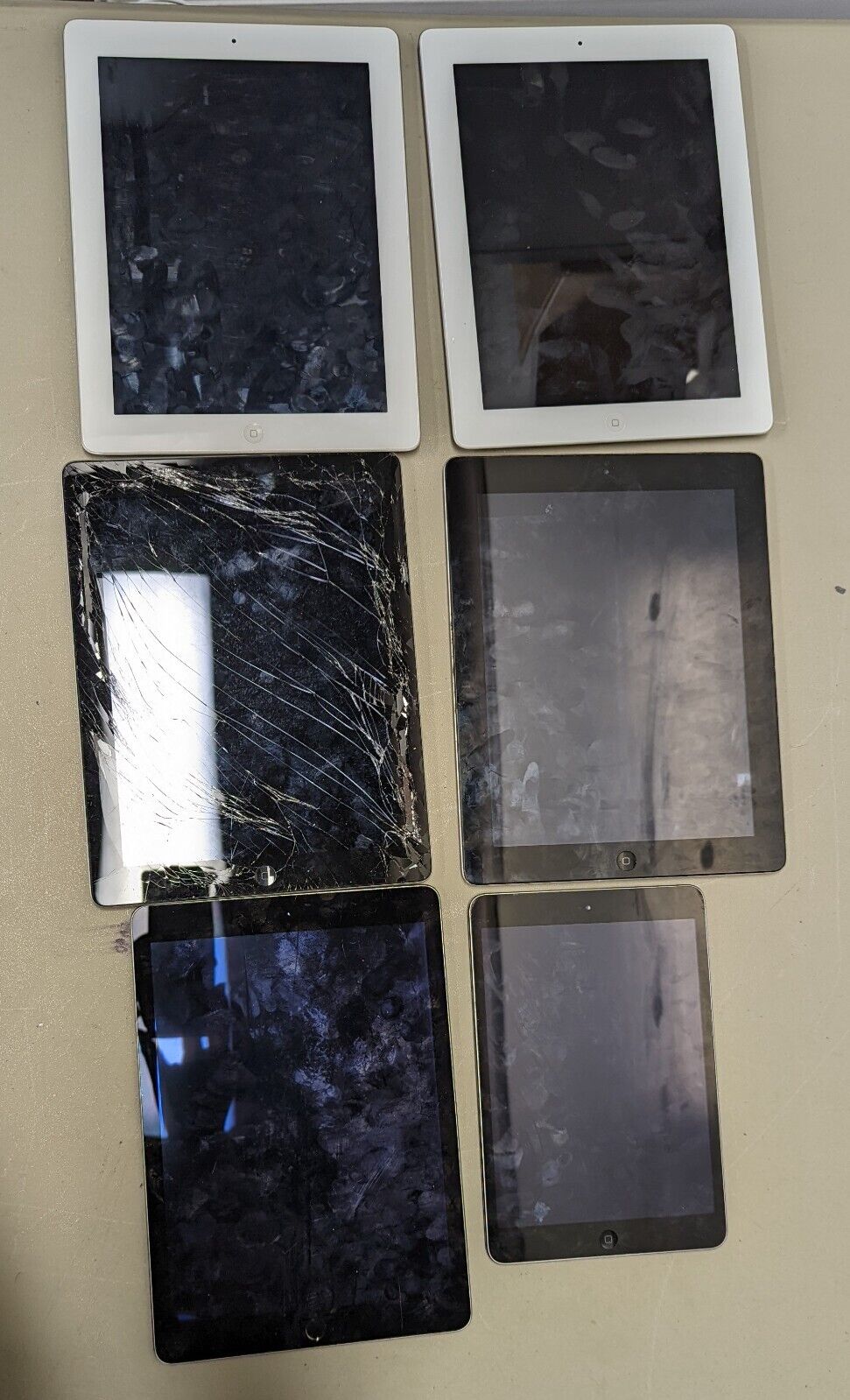 Lot of 6 Assorted Apple iPads |2nd Gen, 4th Gen, Mini 2, Air 2| (Parts/Repair)