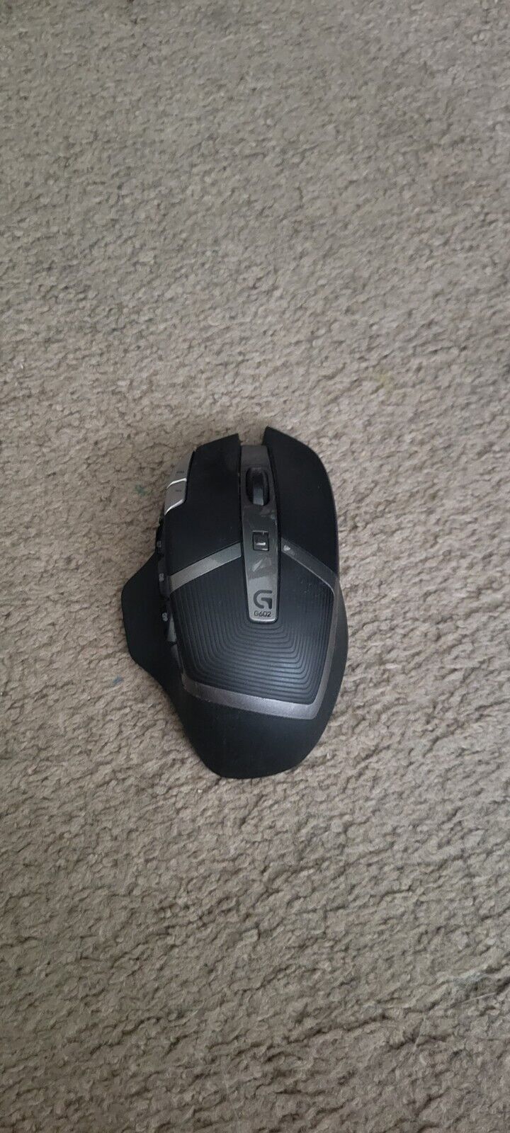 Logitech G602 Gaming Wireless Mouse - (500 MHz USB RECEIVER NOT INCLUDED).