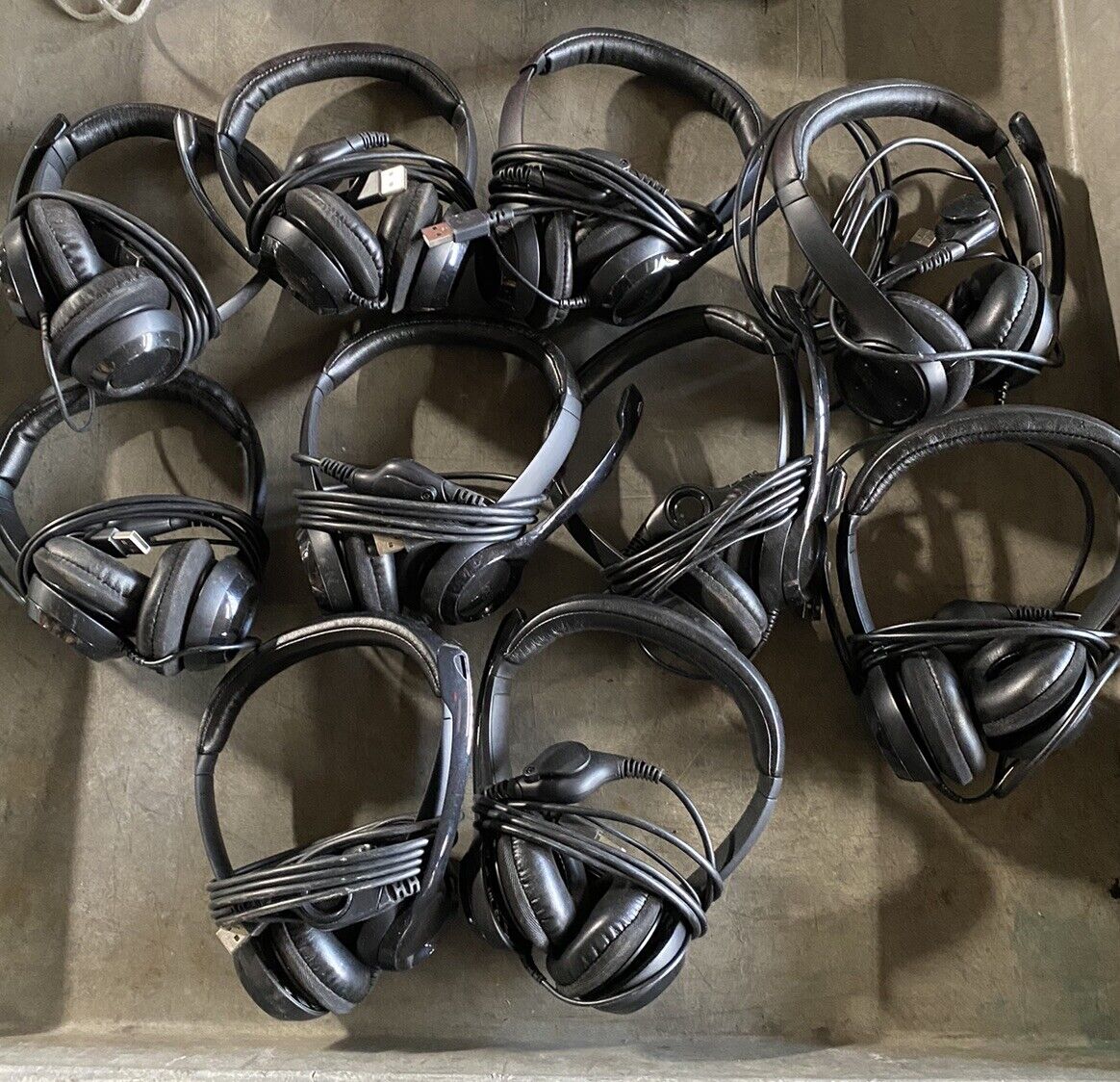 LOT OF 10X Logitech H390 USB Computer PC Headset w/Noise Cancelling Microphone