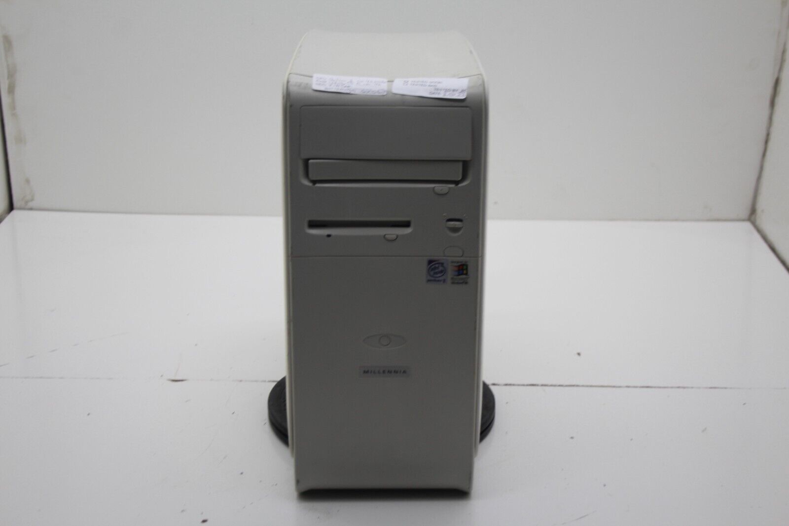 Micron Millenia DR737-MATX Vintage PC Pentium II 2  450MHz  128MB Ram  *NO HDD*