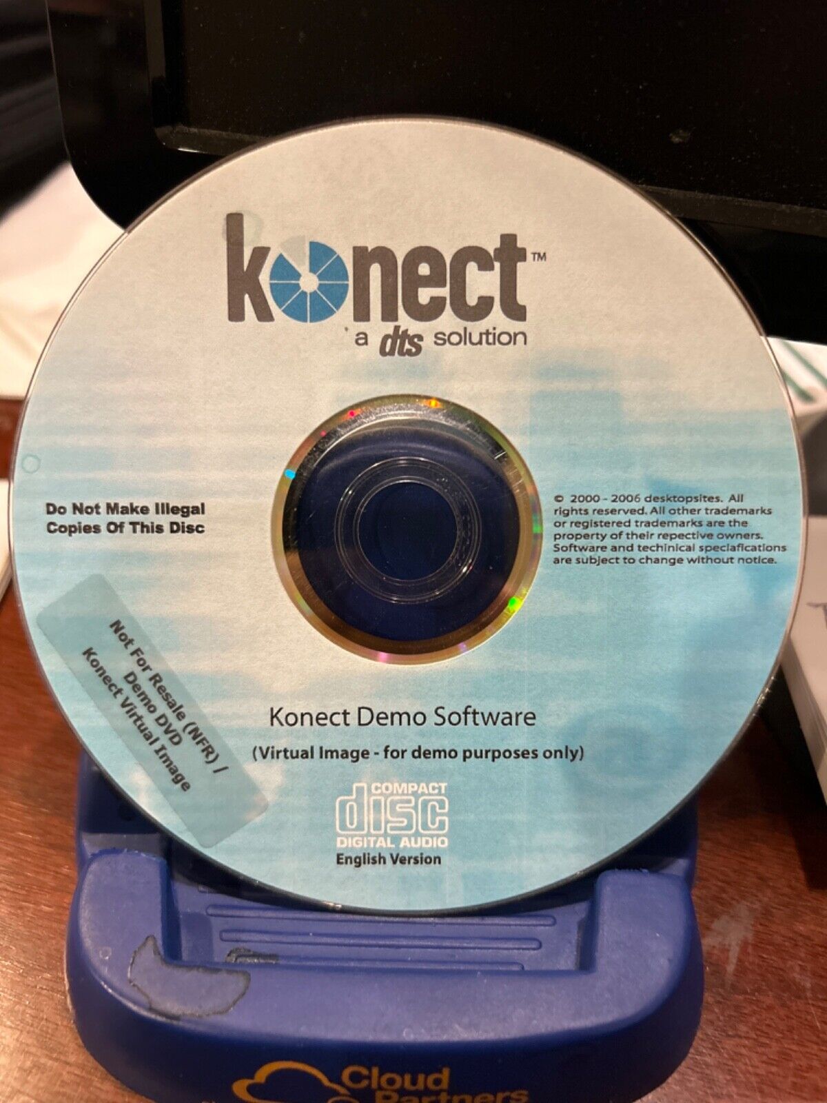 New Konect Software  Virtual Machine with Demo server. NFR CD Only