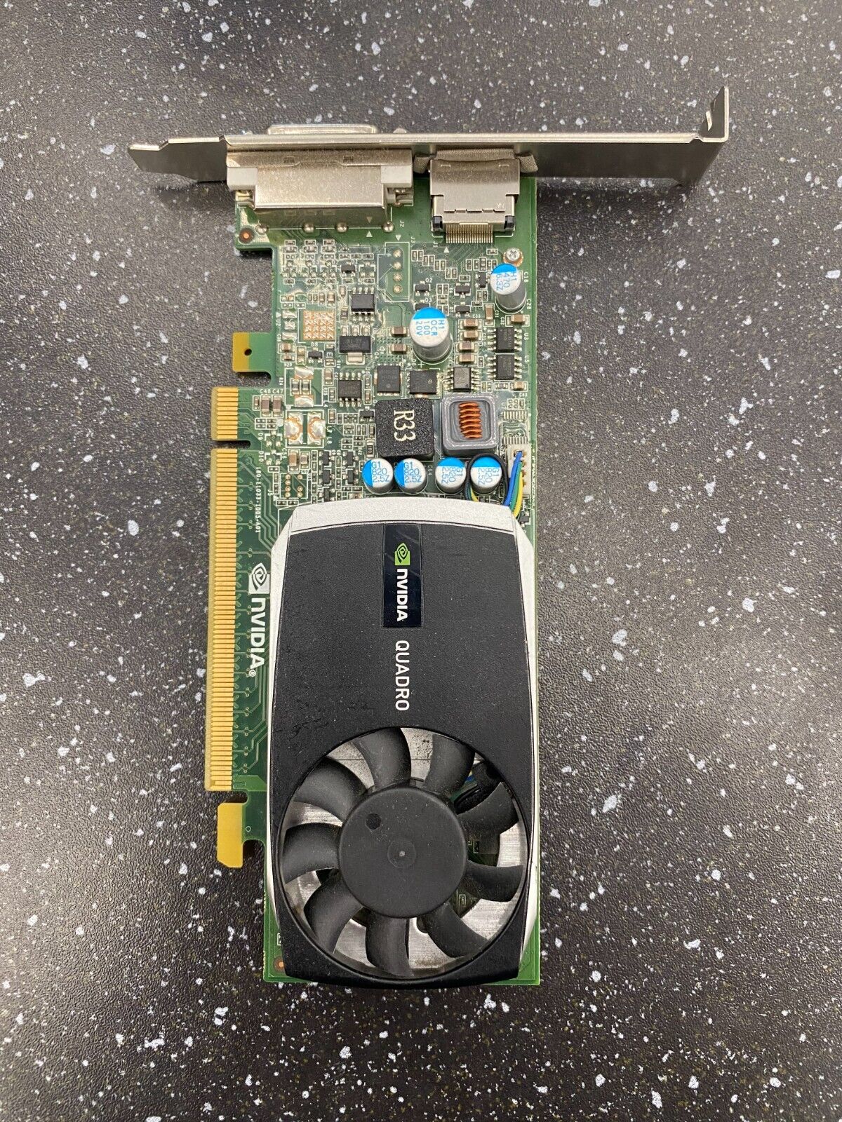 Dell Nvidia Quadro 600 1GB DDR3 Graphics Card - DVI, DisplayPort