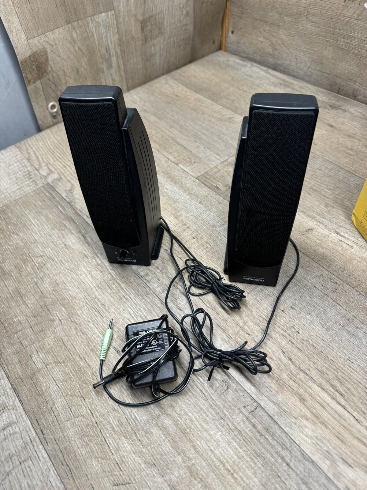 Altec Lansing Series 100 Computer Speakers 120 Powered Audio With Power Cord