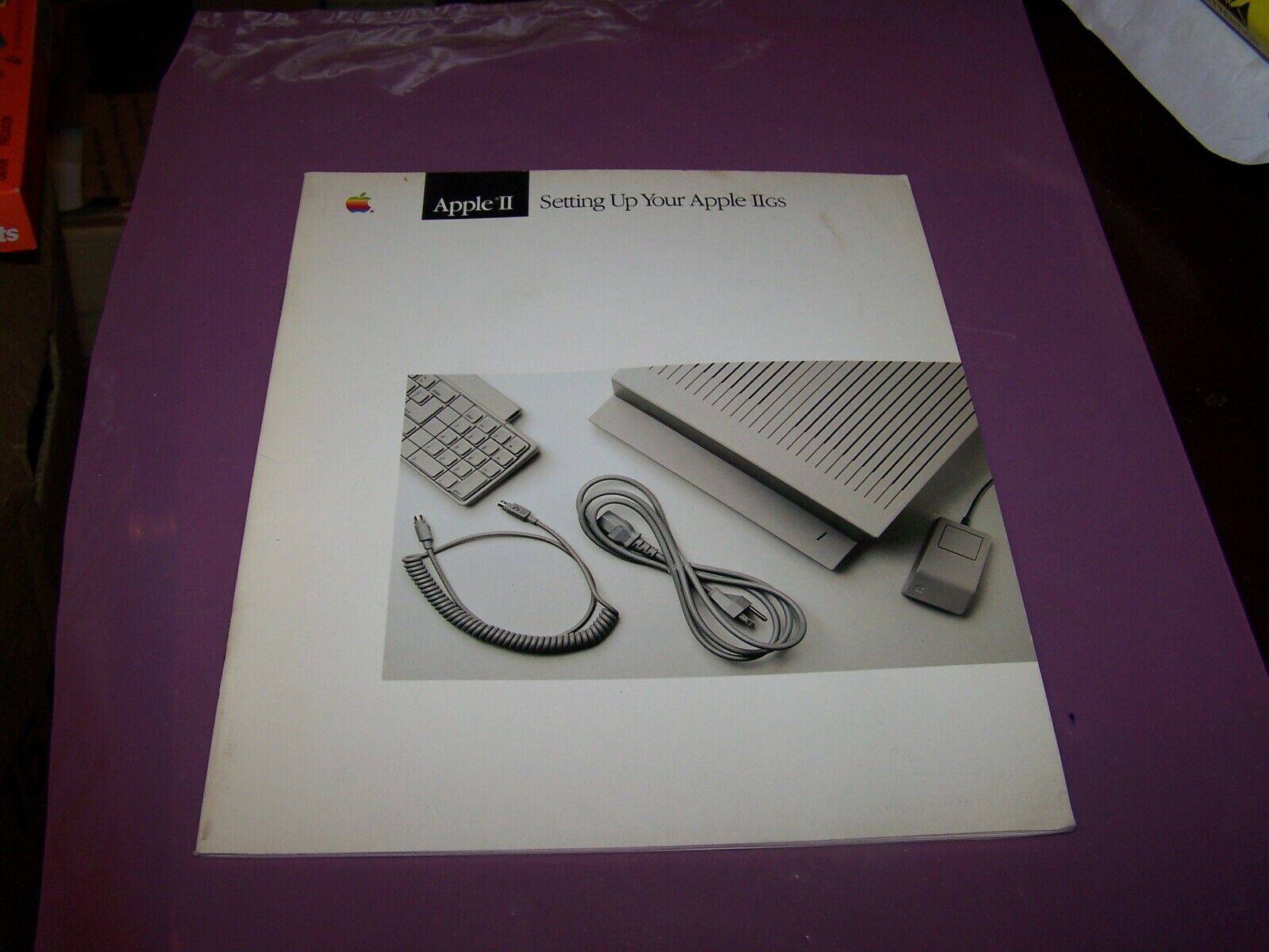 Apple II Setting Up Your Apple IIGS -22 Paged 030-1294-A