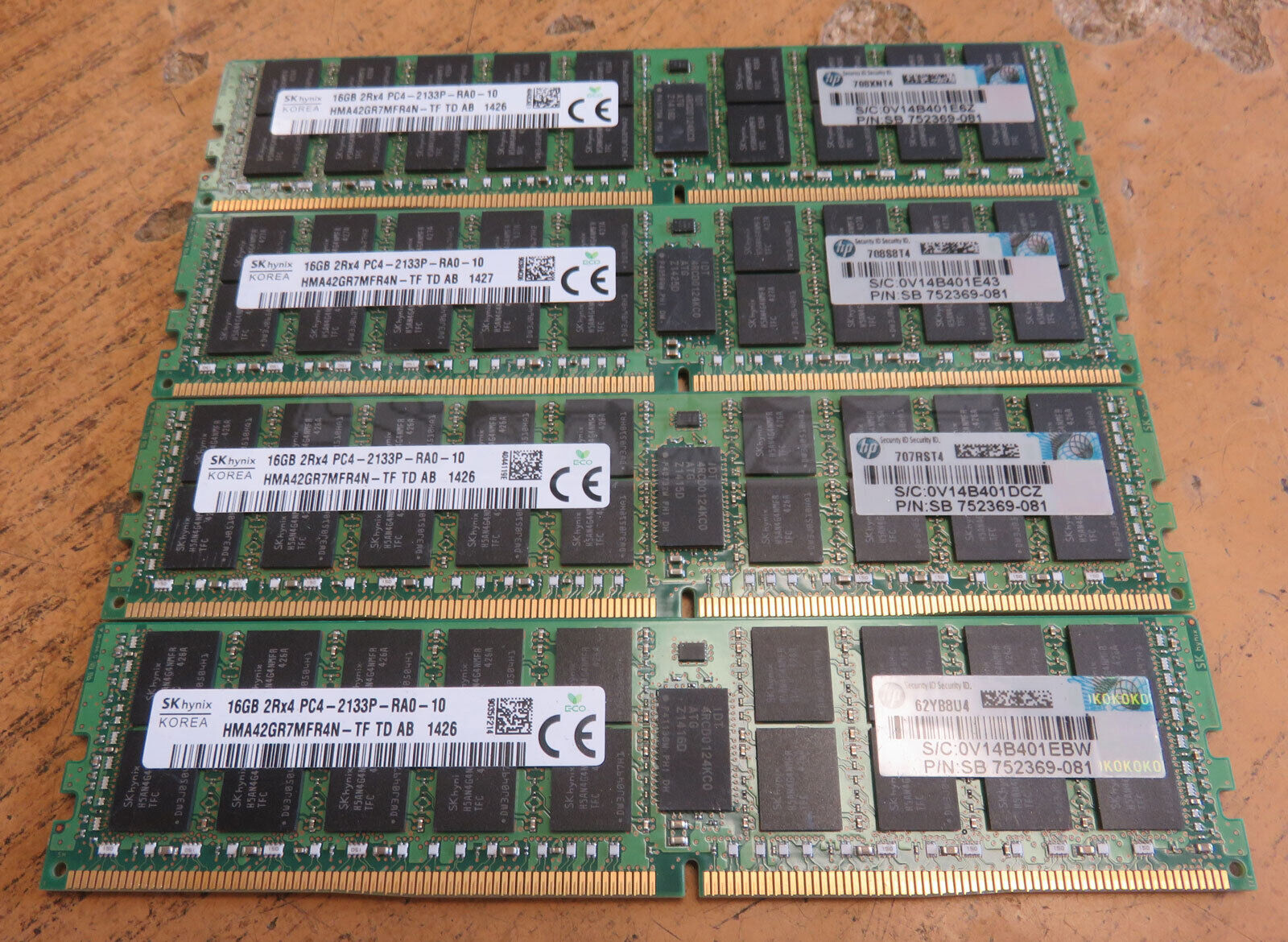 HP Hynix 4 x 16GB DDR4 2Rx4 PC4-2133P Server Memory RAM 752369-081
