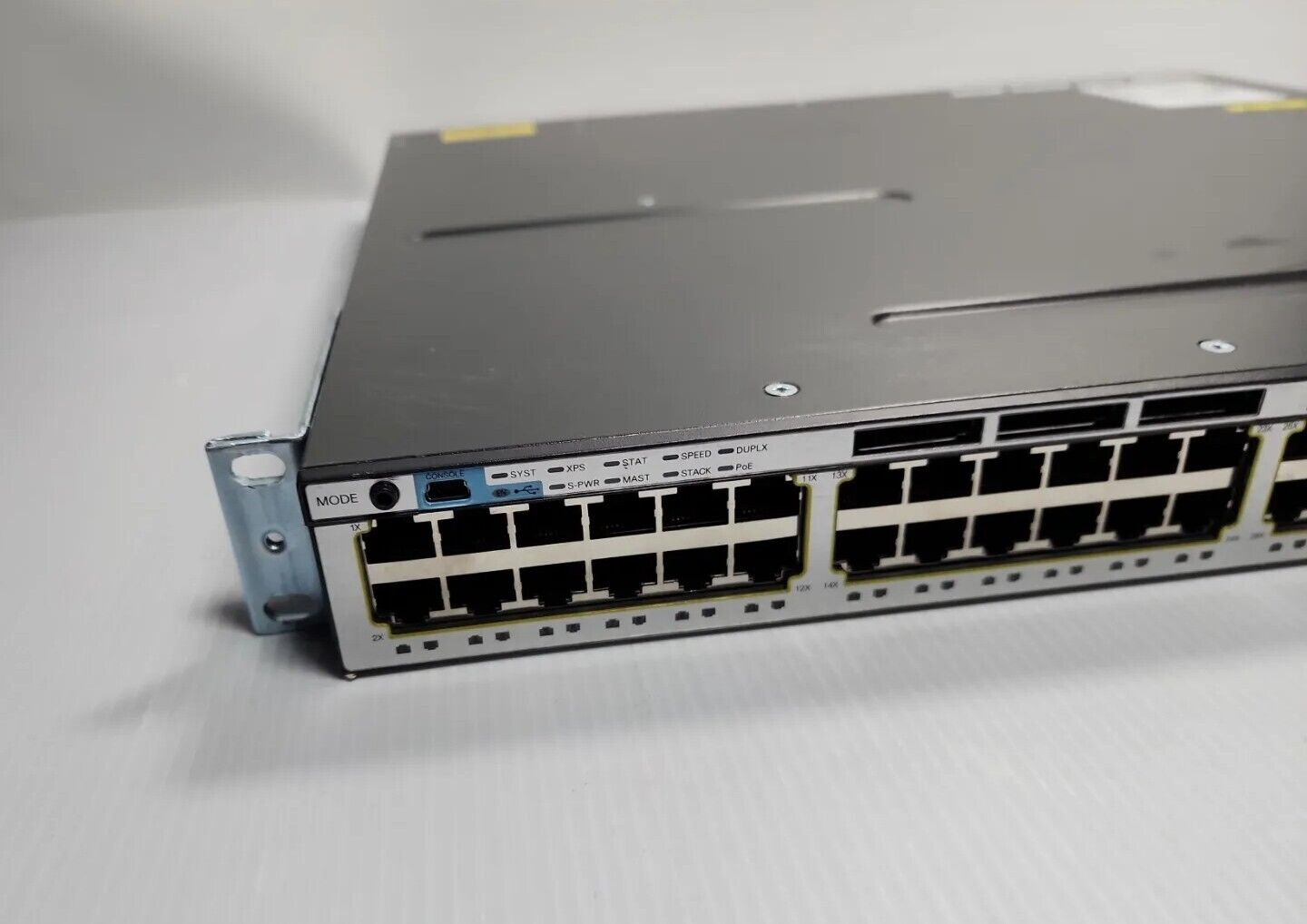 Cisco Catalyst WS-C3750X-48P-S  Gigabit Switch NO  POWER