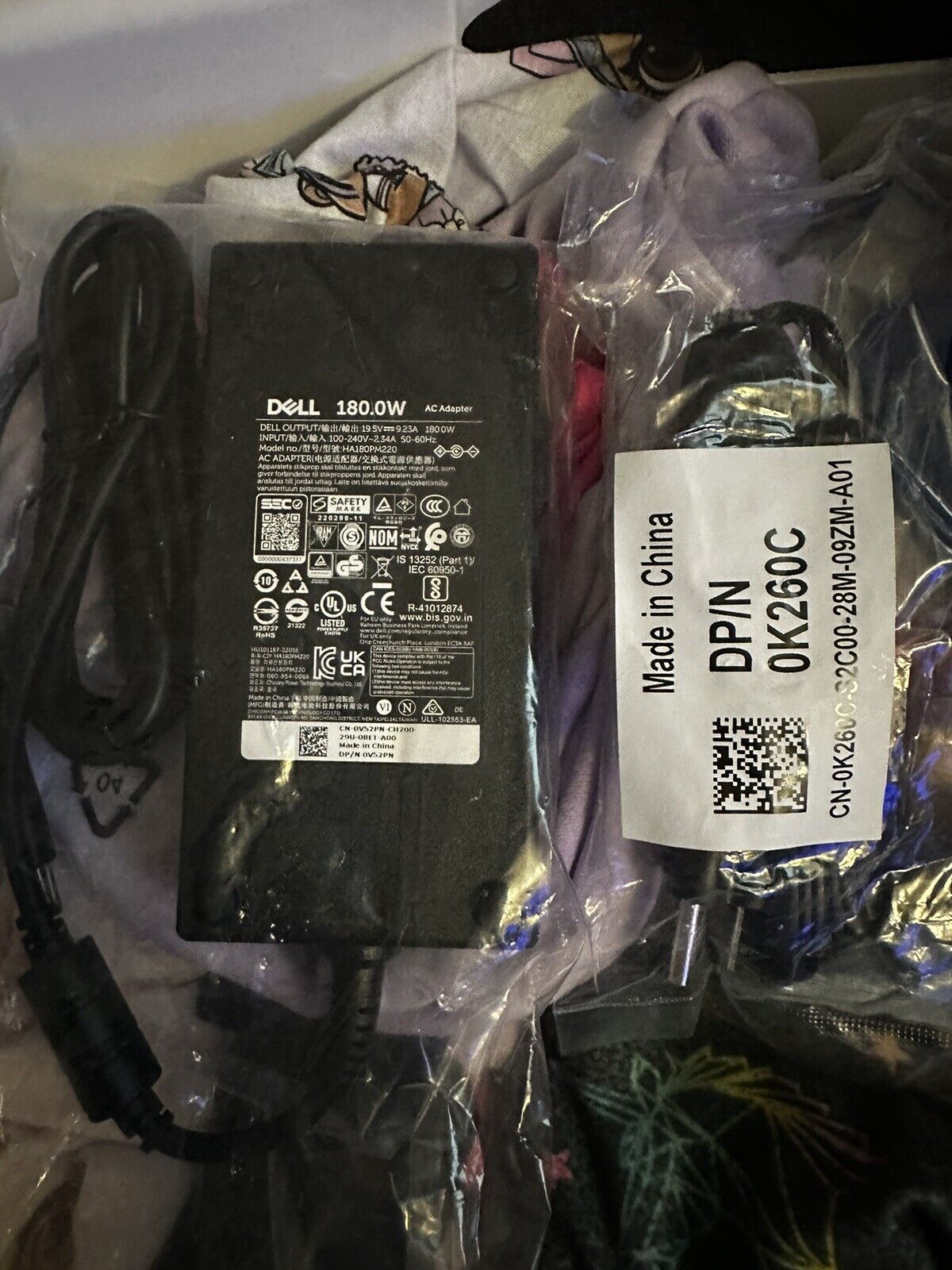 Brand New Dell OEM 180w AC Adapter. HA180PM220 (Works With Dell Docks+Laptops).