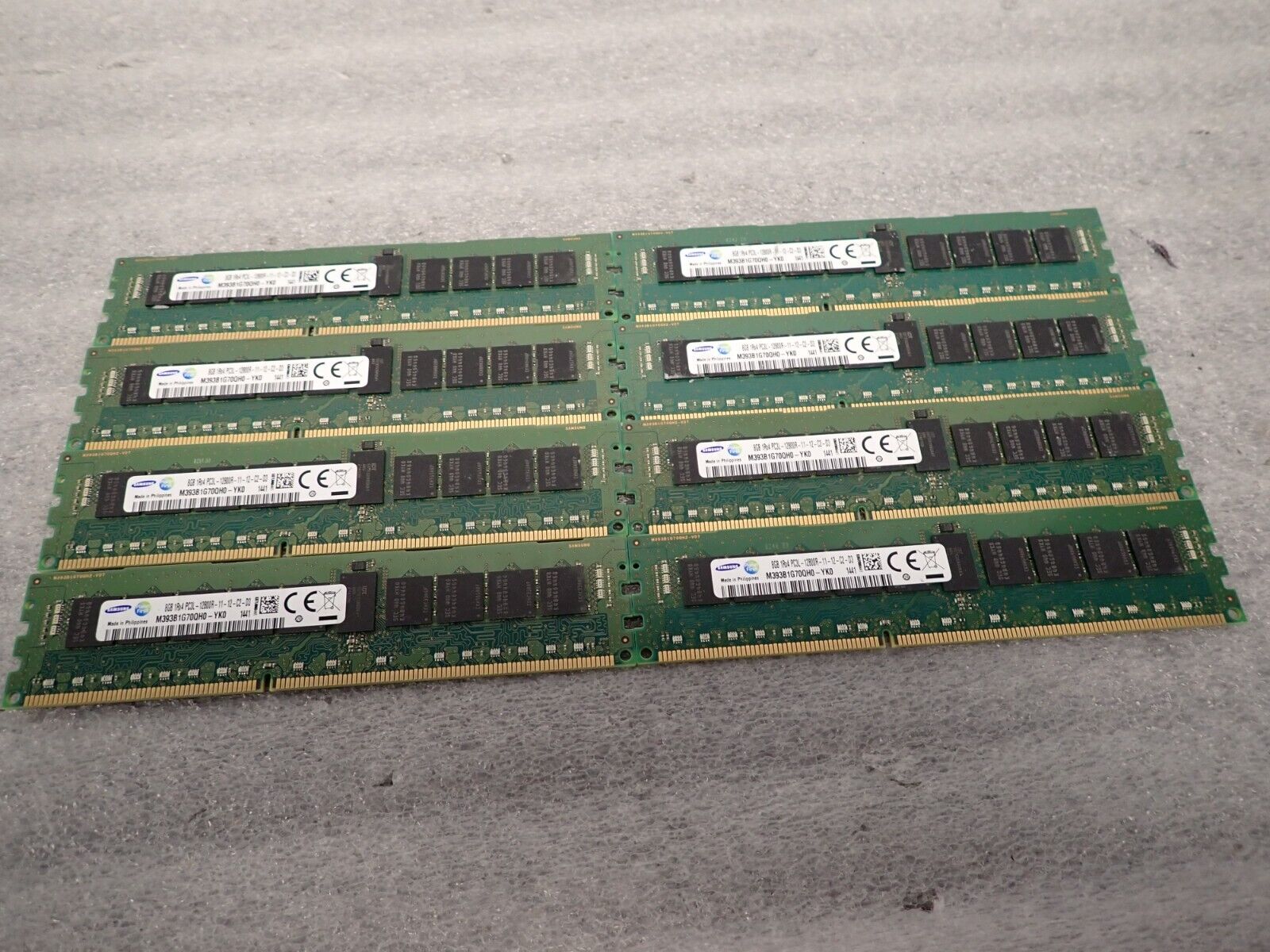 Lot of 8 SAMSUNG (64GB) M393B1G70QH0-YK0 8GB 1Rx4 PC3L-12800R Server MEMORY