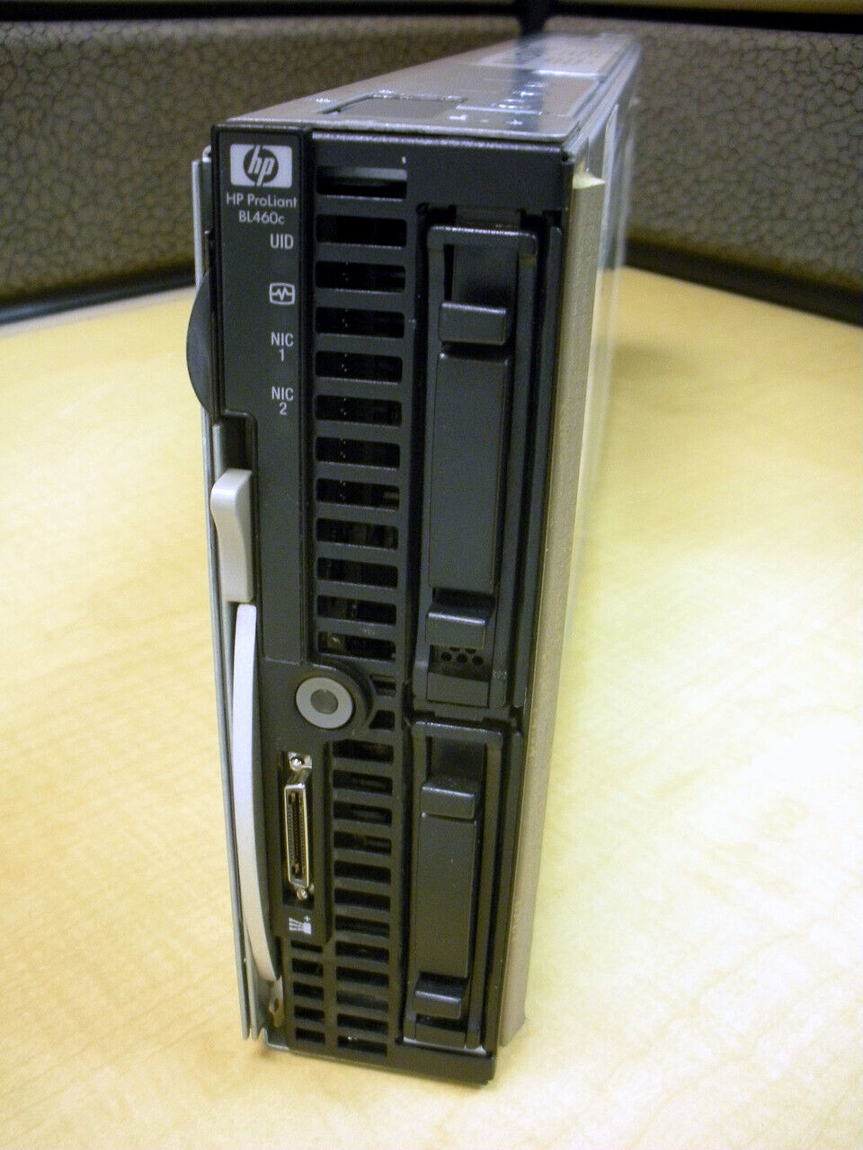 HP 461273-001 BL460c G1 E5345 QC 2.33GHz (1P), 4GB Blade Server