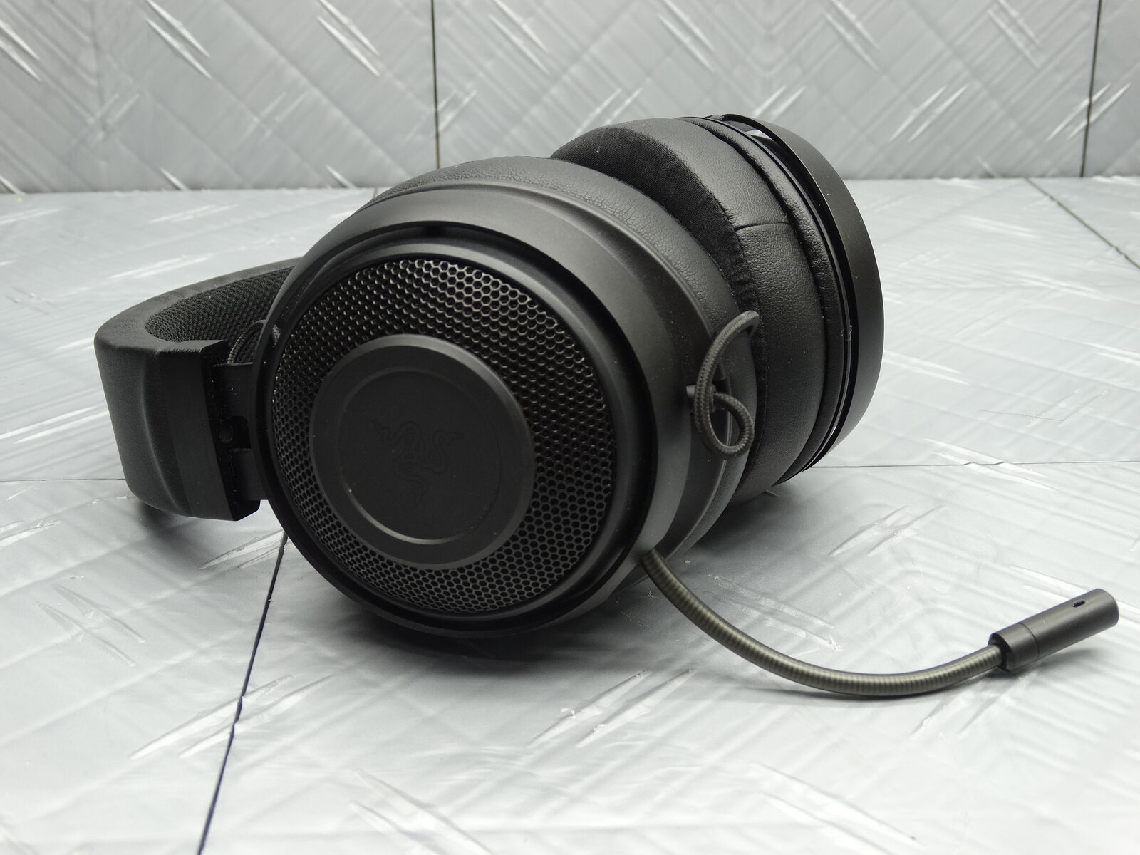 Razer Kraken Pro V2 Wired Stereo Gaming Headset Black