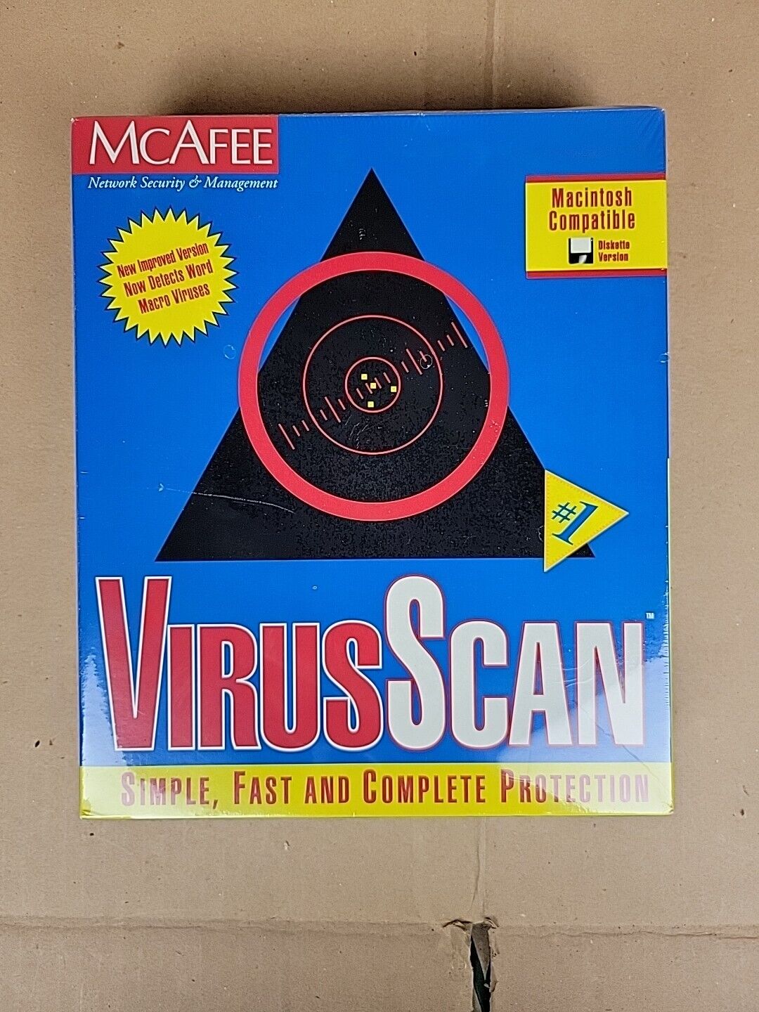 New Sealed n Box Vintage Dead Stock 1996 Macintosh Compatable Mcafee Virus Scan