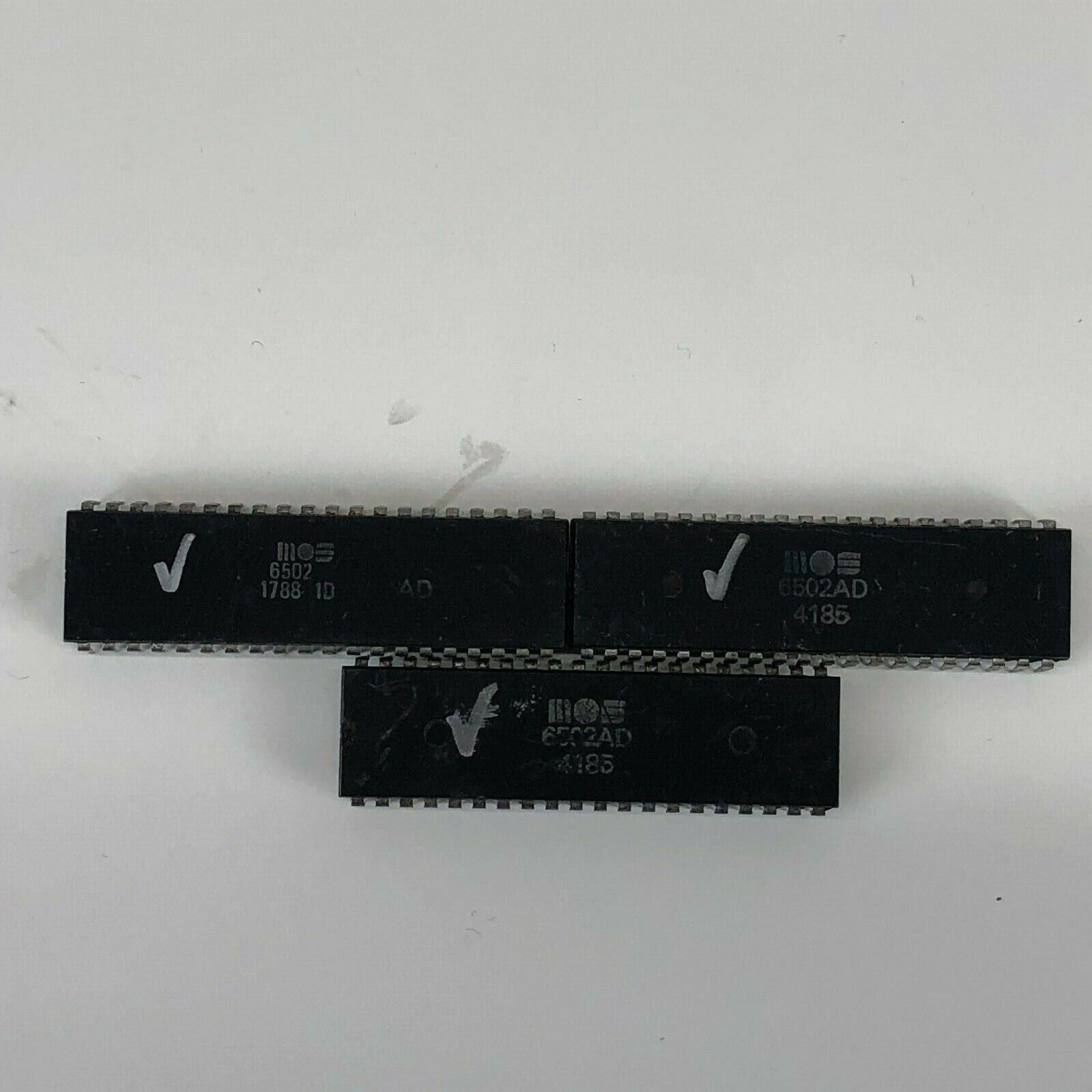 MOS Stamped 6502AD CPU Chip Microprocessor for Commodore Floppy VIC 20 Apple II
