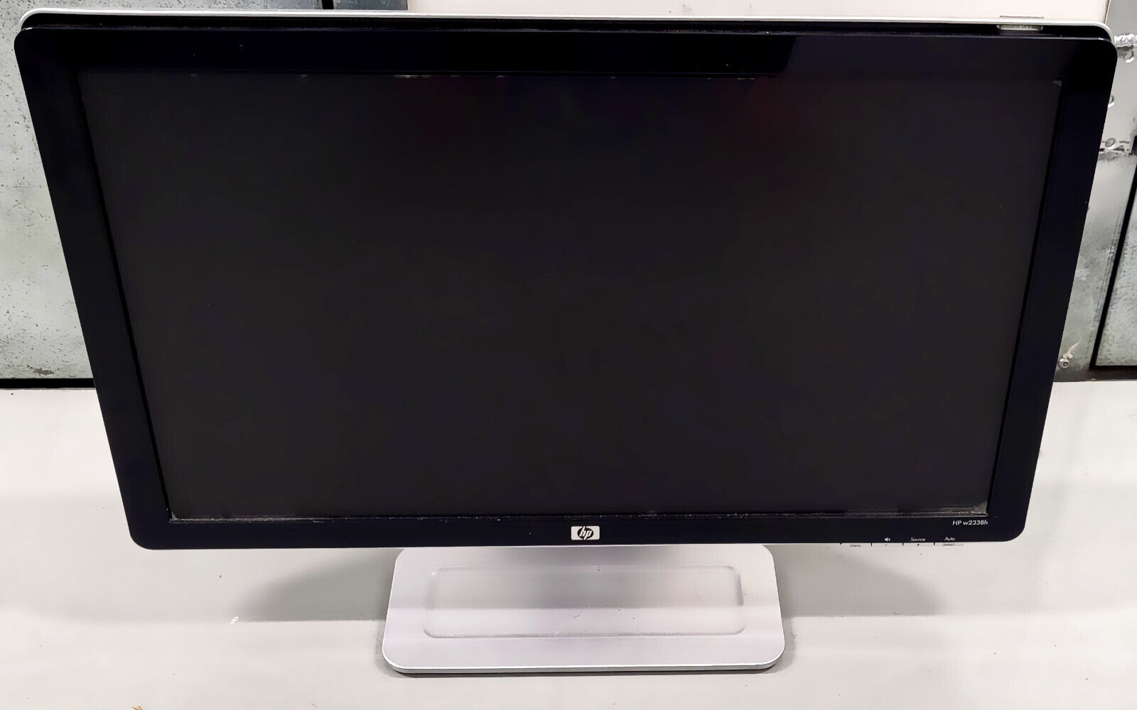 HP W2338H LCD Monitor 1920x1080 Used/Working LCD Has Stand CHEAP DEAL