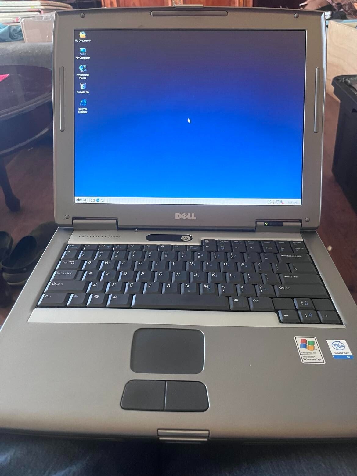 Vintage Dell Laptop Duo Windows 2000 512MB 40GB RS232 PARALLEL & Serial Com Port