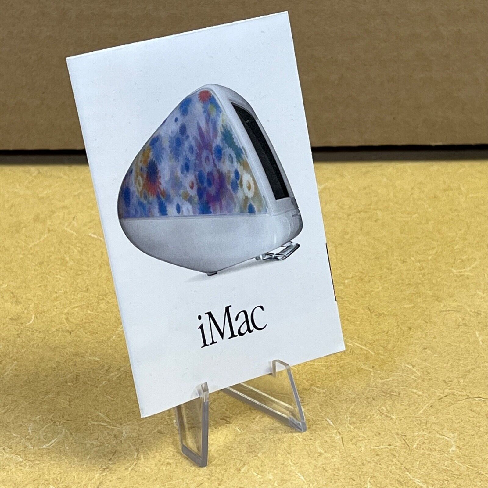 MINT Brochure Colorful iMac from Apple Computer Store __ 22 years old Macintosh