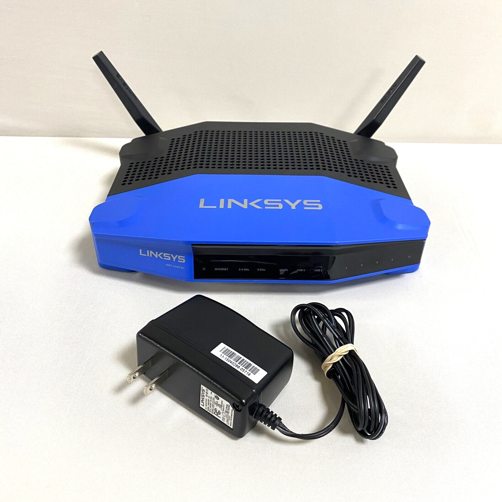 Linksys WRT1200AC 1200 Mbps 4-Port Gigabit Wireless AC Router w/ Power Cord