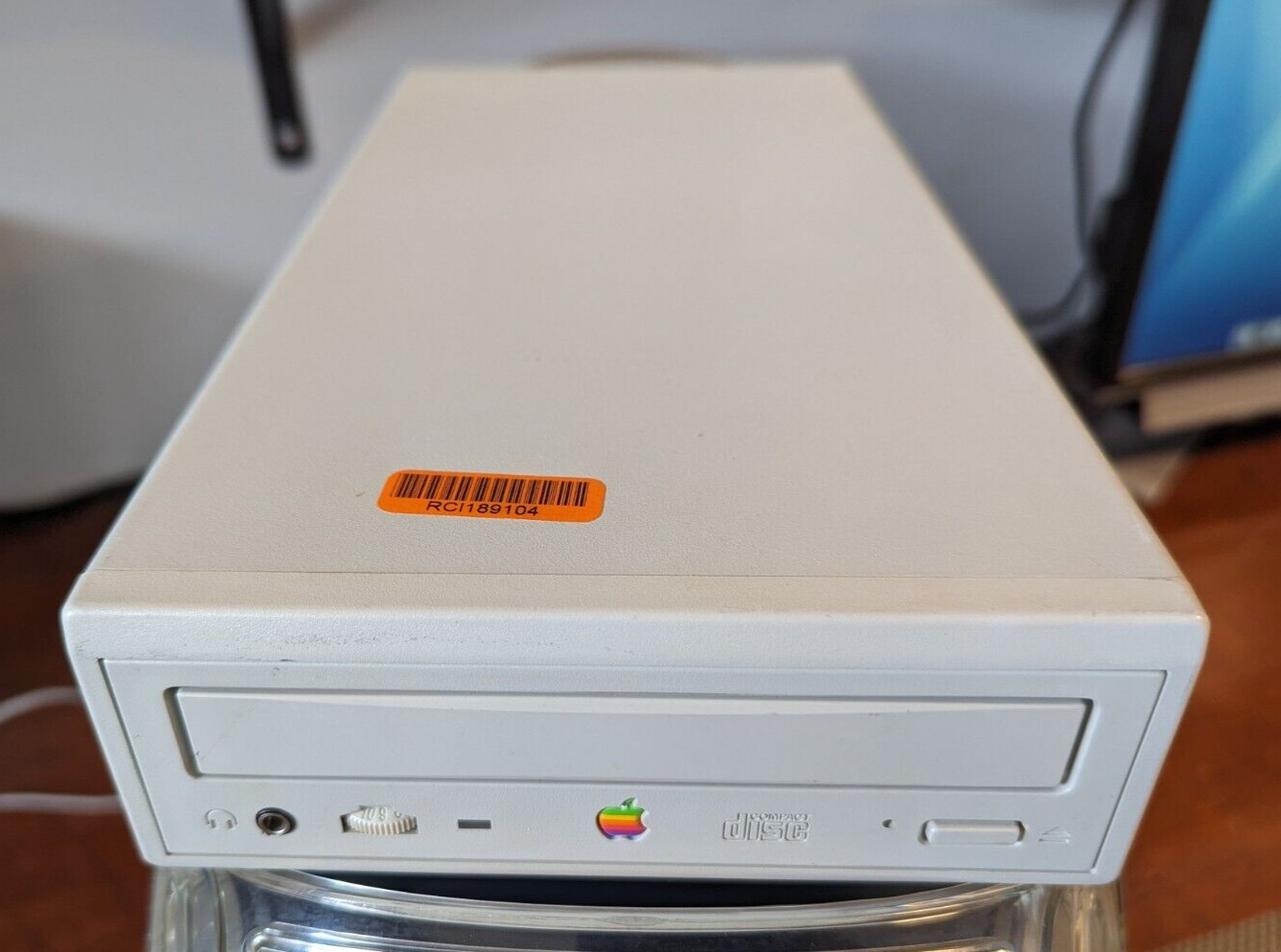 Apple AppleCD 300e Plus SCSI CD-ROM drive Model M2918 - Tested and Working