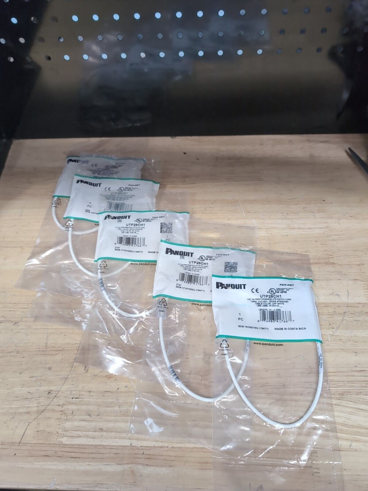 Lot of 5 New NOS Panduit Pan-Net CAT 5e Performance UTP Patch Cord 1ft Cable R1