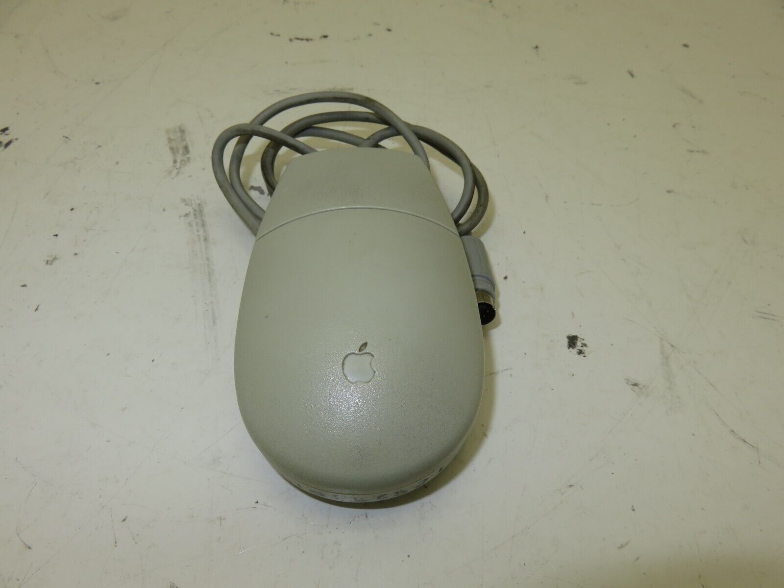 Apple Desktop Bus Mouse II M2706