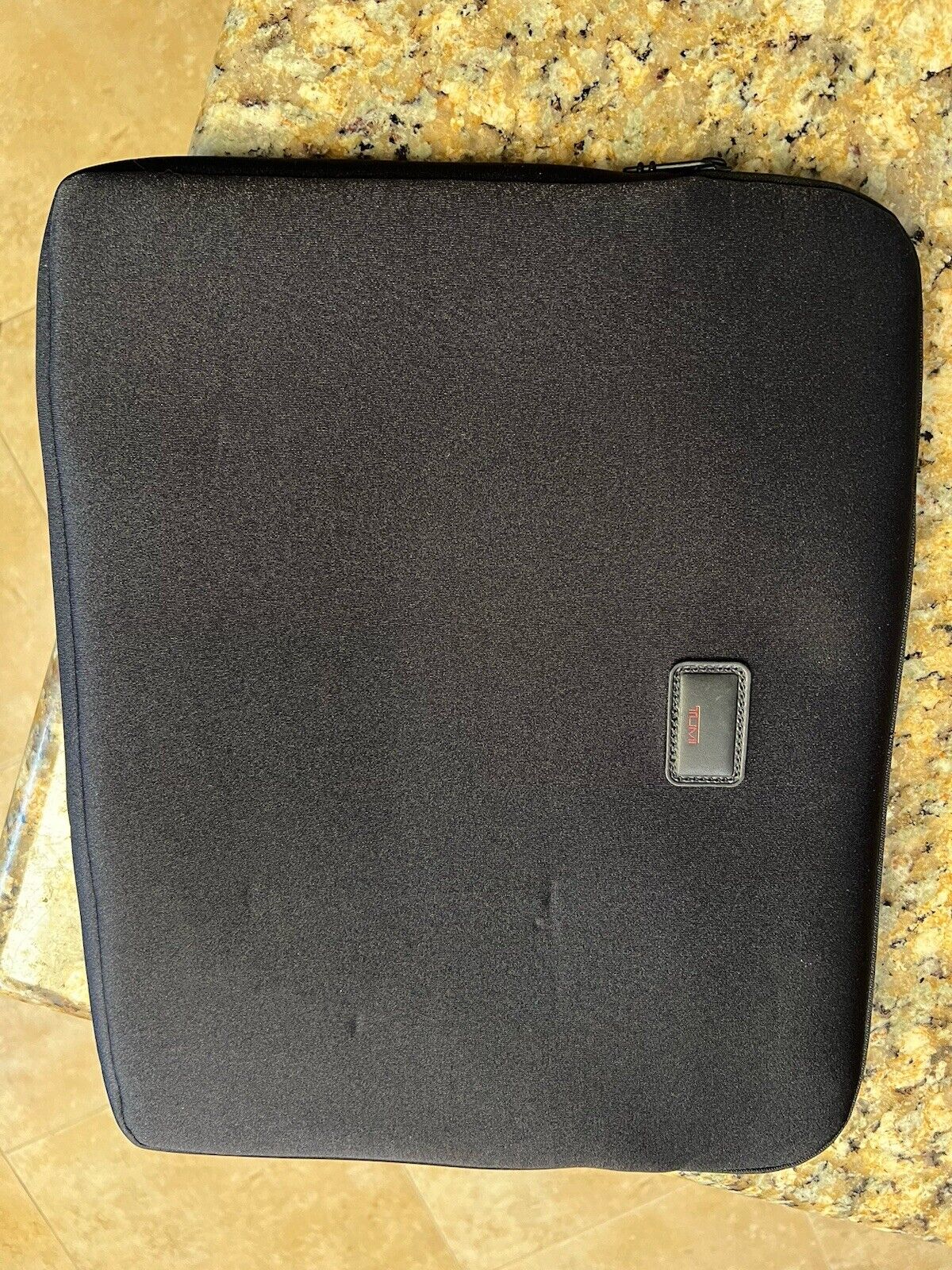 TUMI Neoprene Laptop/iPad Sleeve Cover Zipper Closure Black Soft Case Bag 16” W