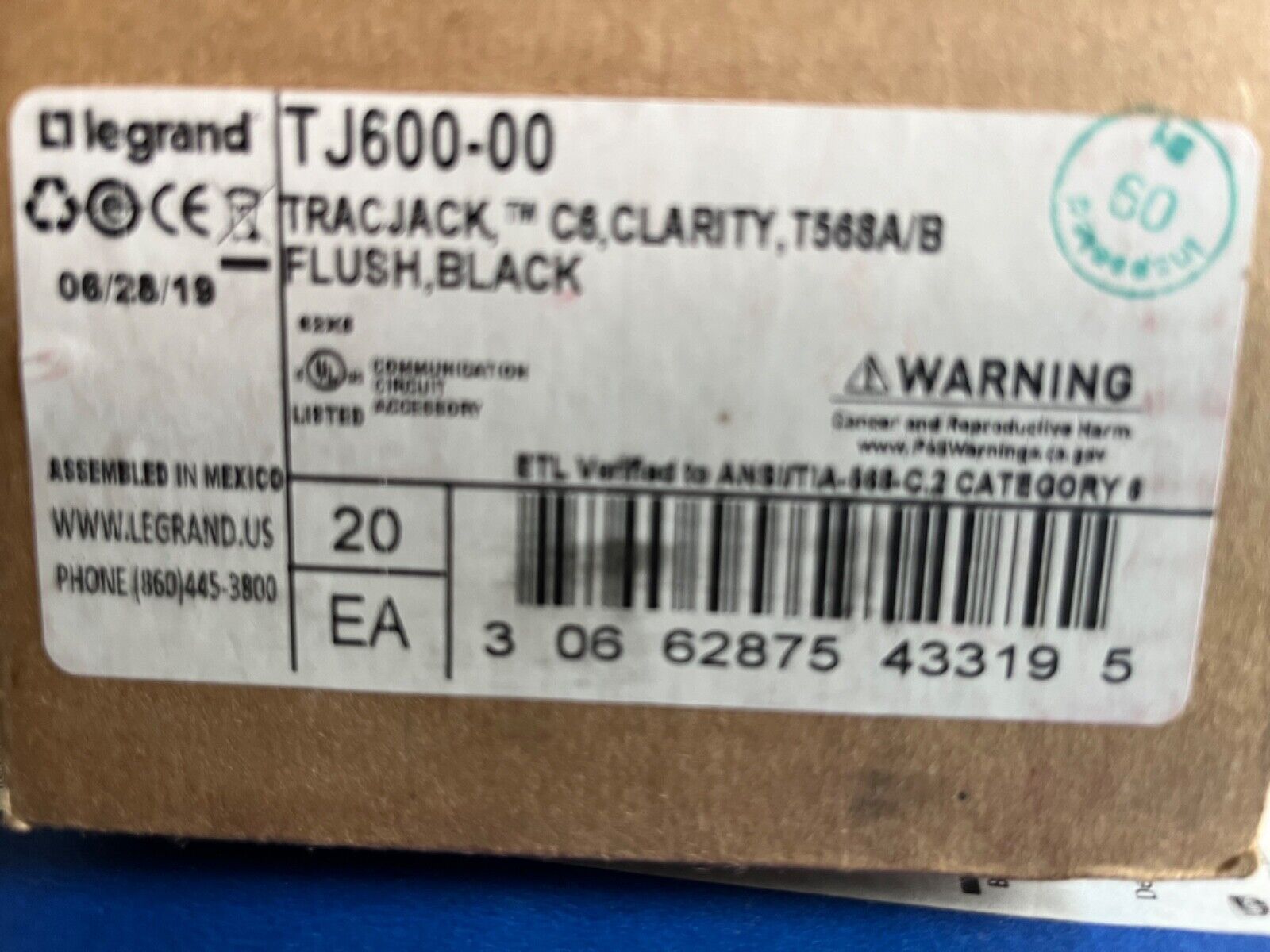 TJ600-00 Clarity,Tracjack T568A/B, flush, black  ( Lot of 17 pcs  new open box)